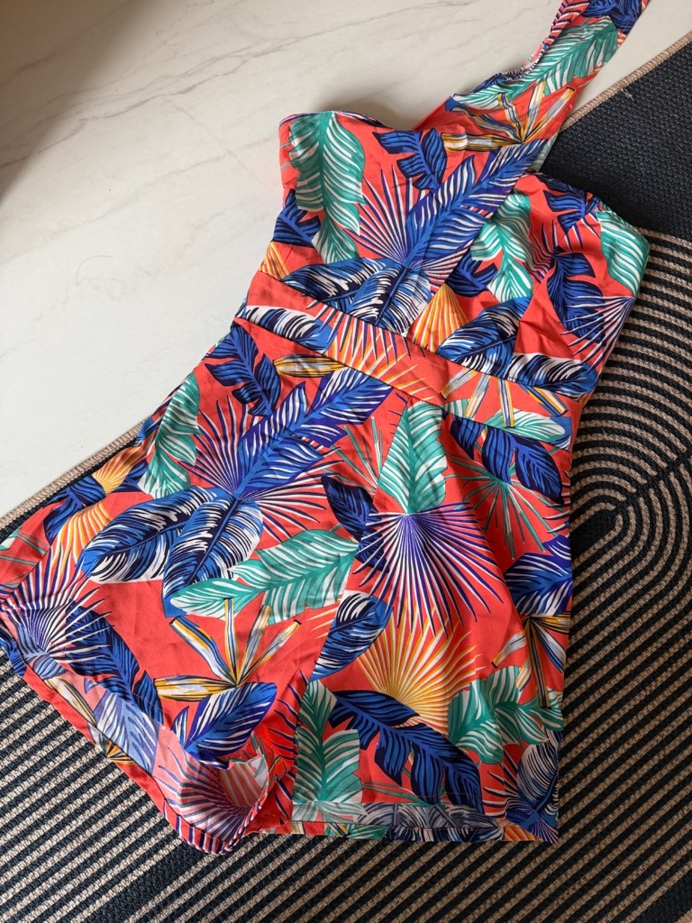 Tropical Leaf Print One-Shoulder Romper in Coral